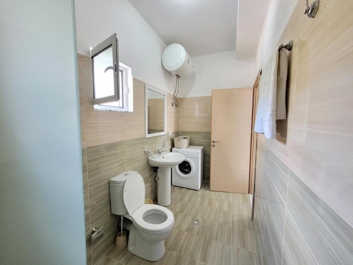 Parid Appartments ซารานเดอ ภายนอก รูปภาพ